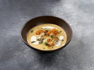 Тыквенный суп с тигровыми креветками