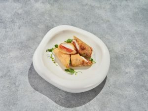 Блины с лососем и творожным сыром