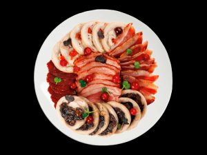 Ассорти национальных деликатесов