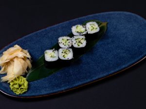 Ролл с огурцом