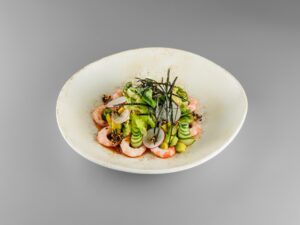 Азиатский салат с магаданской креветкой и терияки