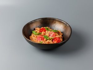 Киноа в томатном соусе